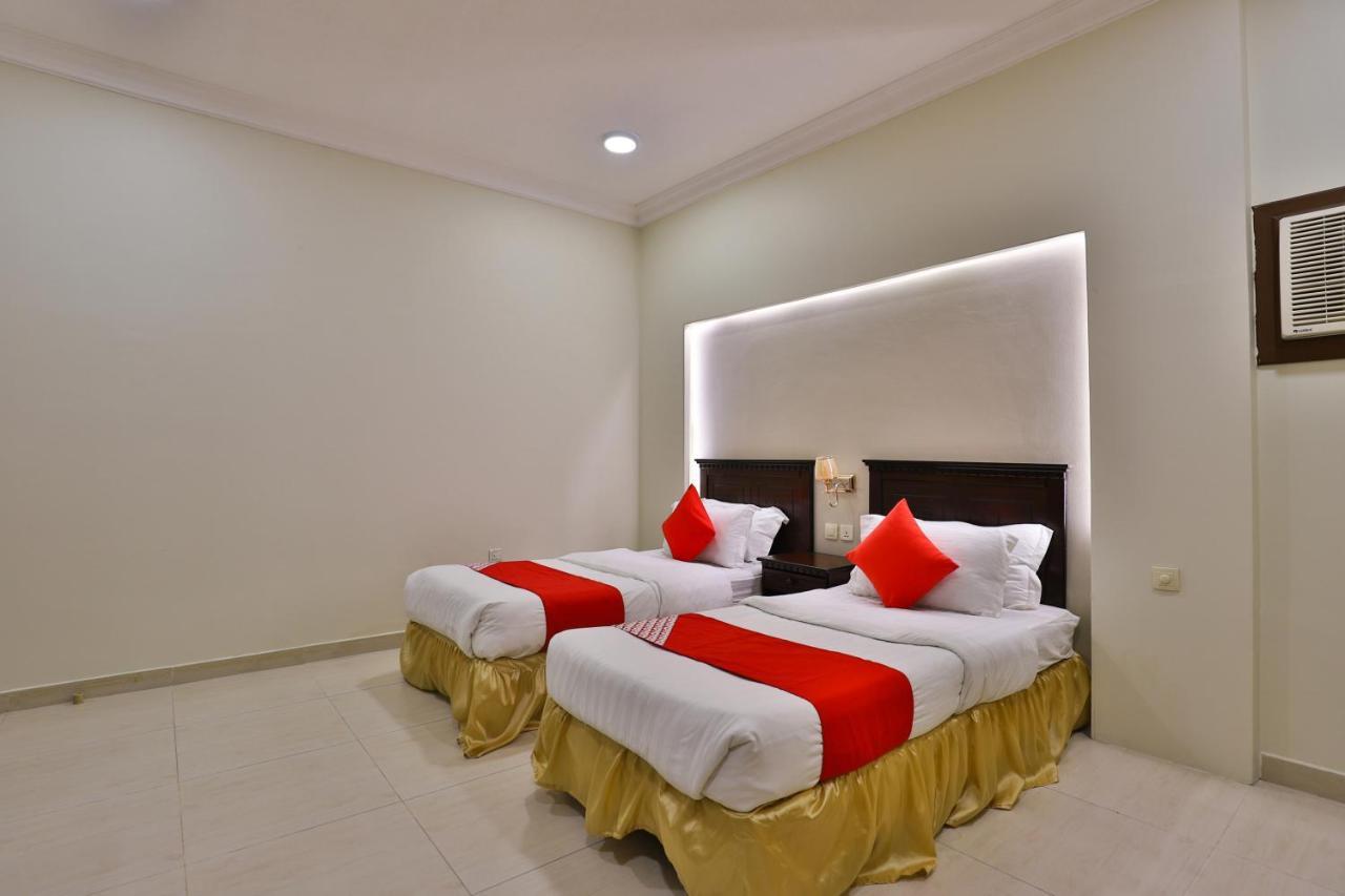 Oyo 277 Al Tamayoz Al Raqi Furnished Units 3 Джеда Екстериор снимка