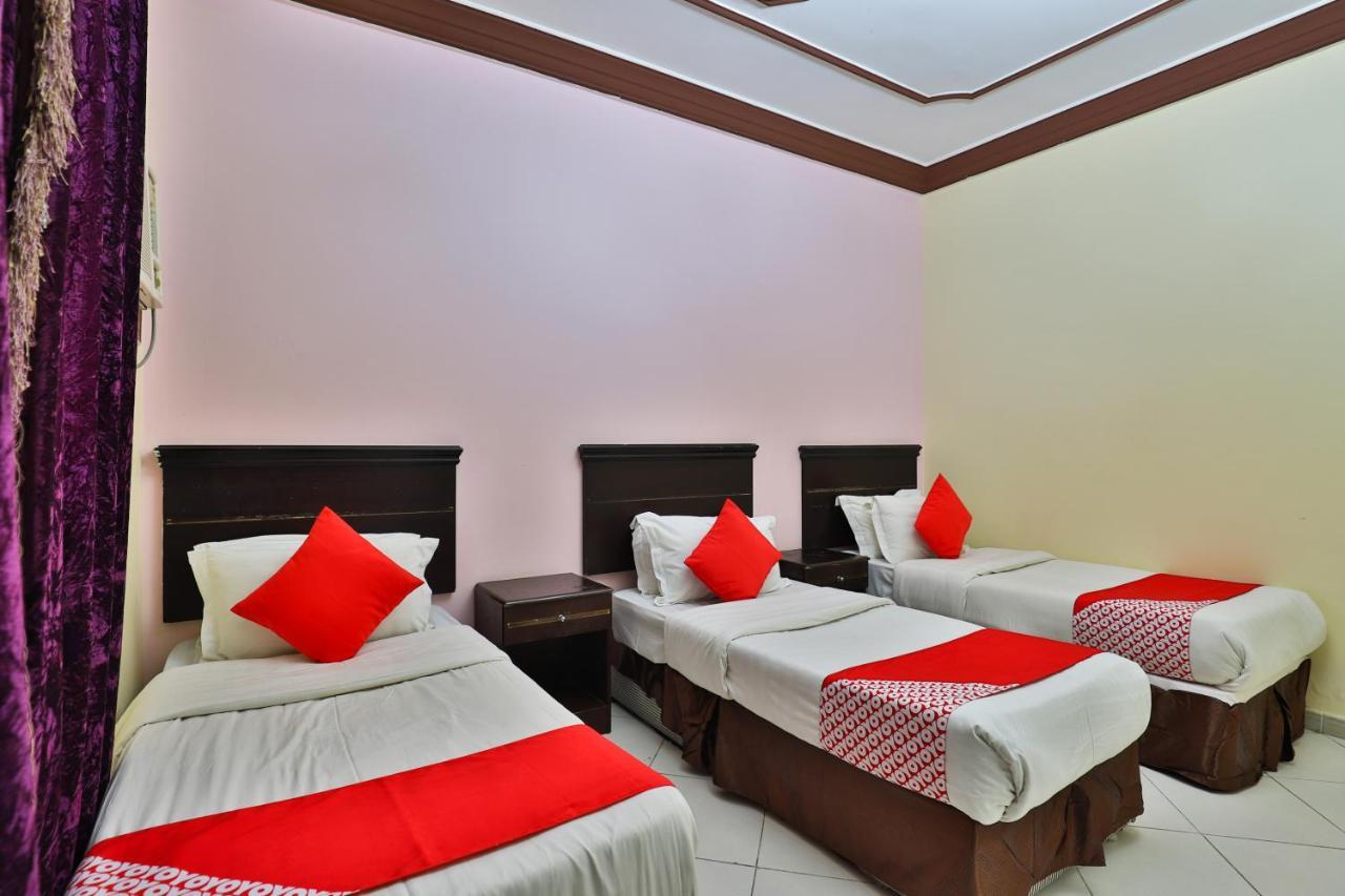Oyo 277 Al Tamayoz Al Raqi Furnished Units 3 Джеда Екстериор снимка