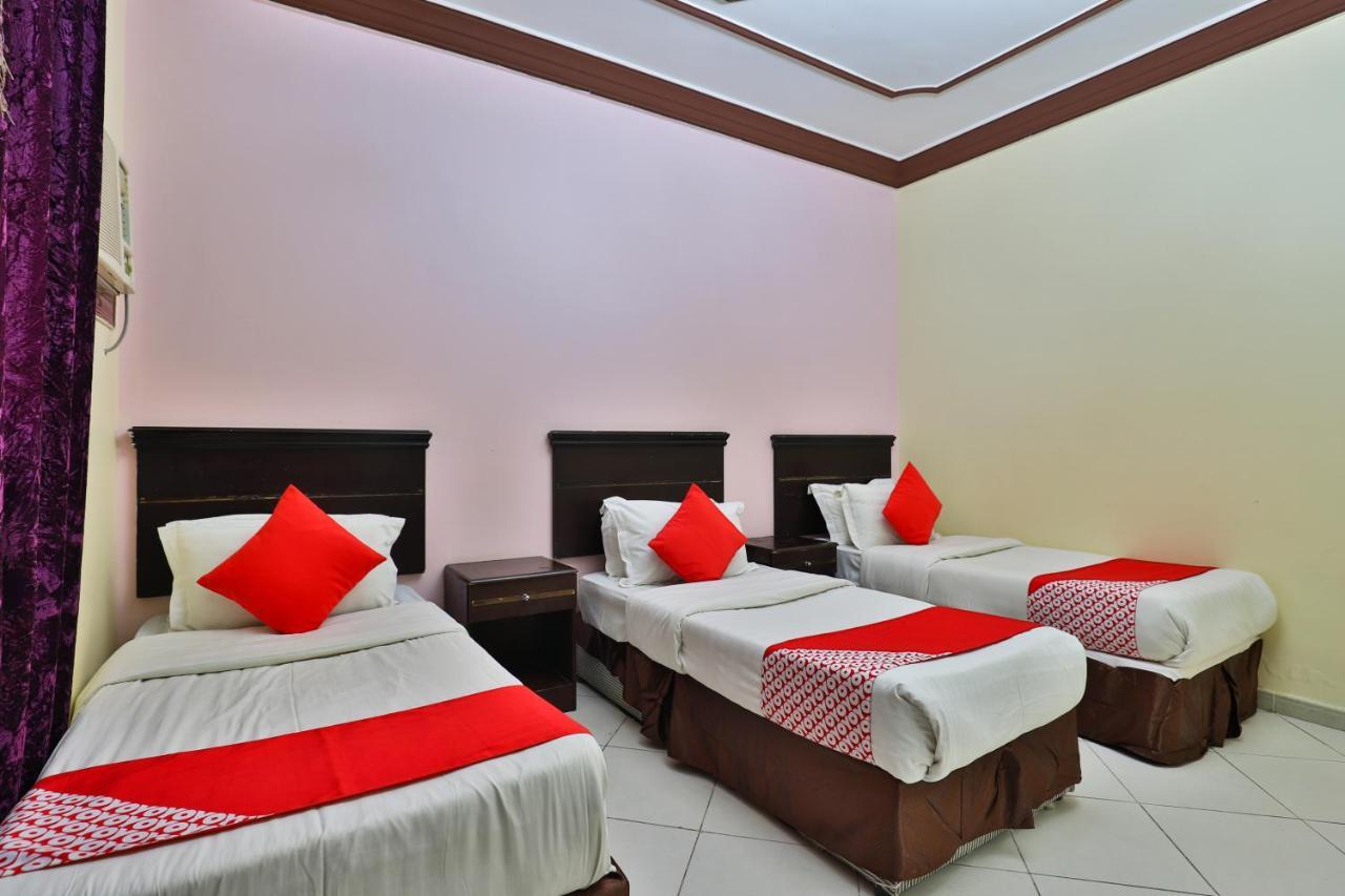 Oyo 277 Al Tamayoz Al Raqi Furnished Units 3 Джеда Екстериор снимка