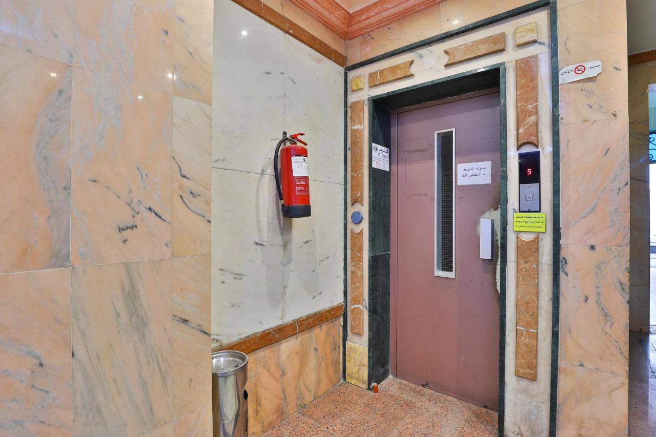 Oyo 277 Al Tamayoz Al Raqi Furnished Units 3 Джеда Екстериор снимка