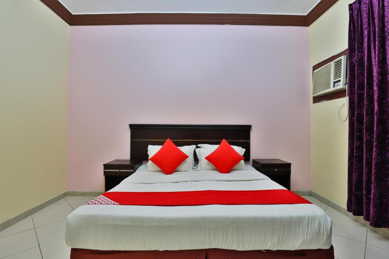 Oyo 277 Al Tamayoz Al Raqi Furnished Units 3 Джеда Екстериор снимка