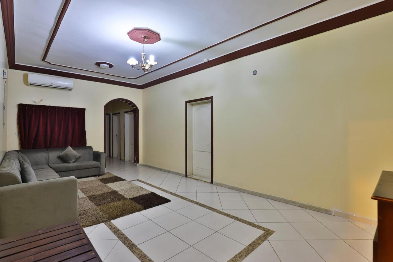Oyo 277 Al Tamayoz Al Raqi Furnished Units 3 Джеда Екстериор снимка