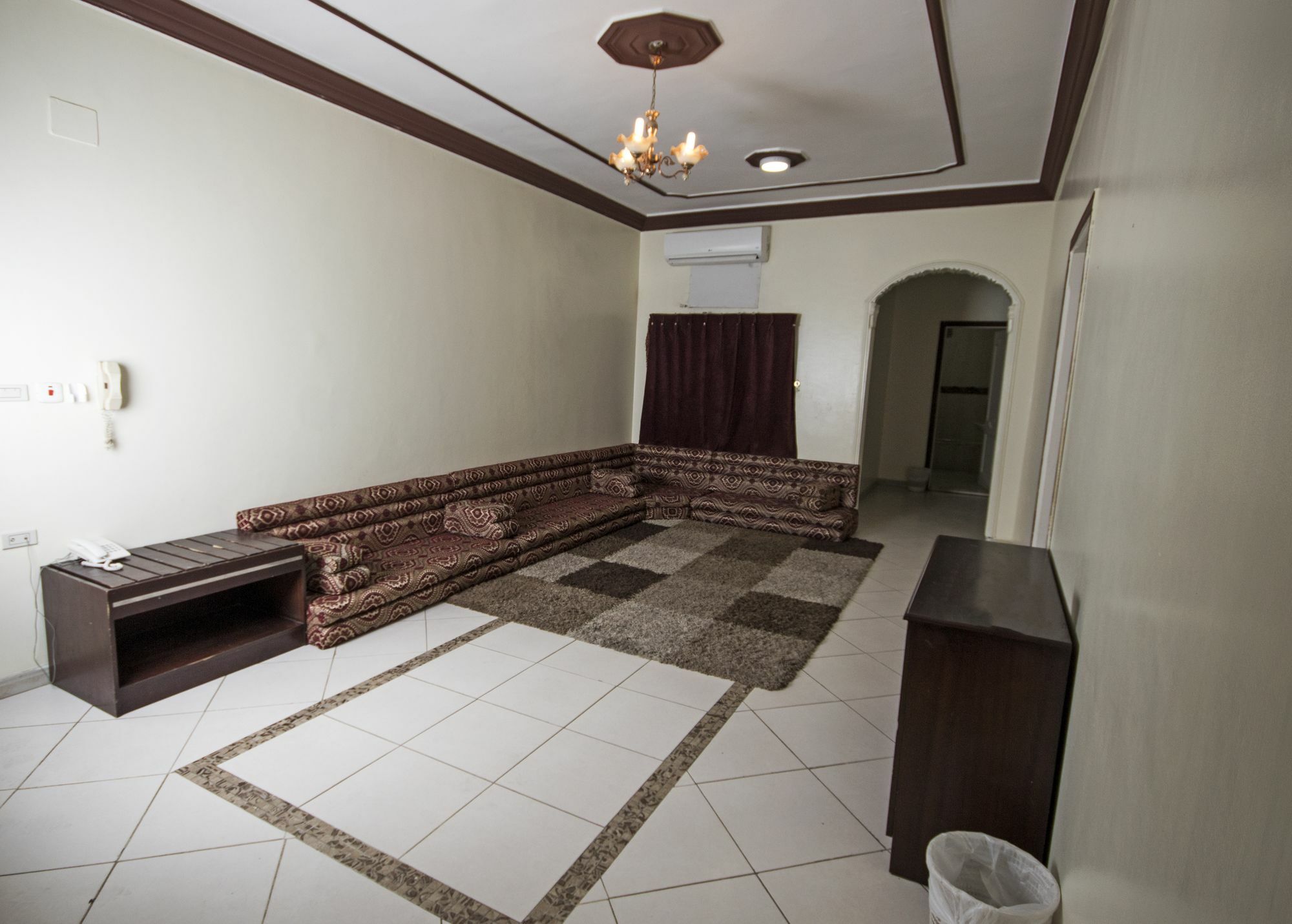 Oyo 277 Al Tamayoz Al Raqi Furnished Units 3 Джеда Екстериор снимка